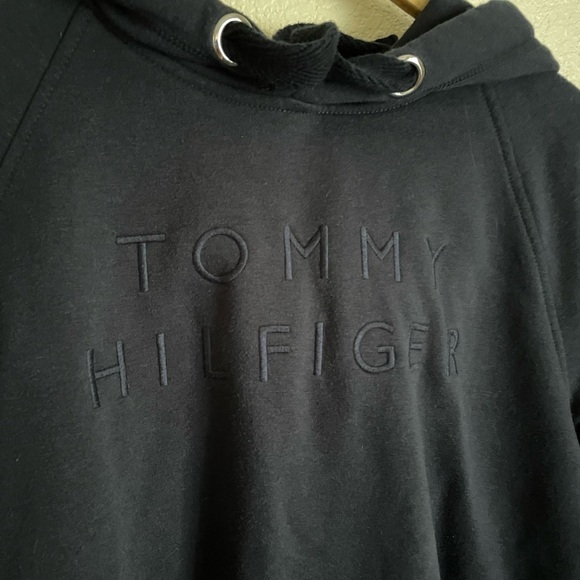 Tommy Hilfiger Women's Embroidered Raglan Hoodie Sweatshirt M Navy Blue - Picture 5 of 9